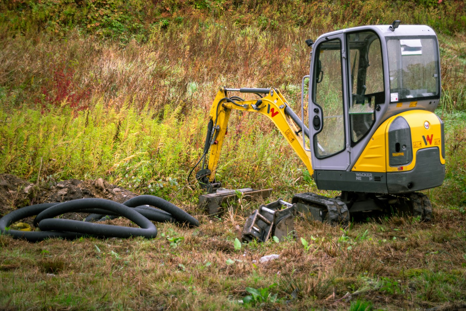 Mini Diggers (Garden)