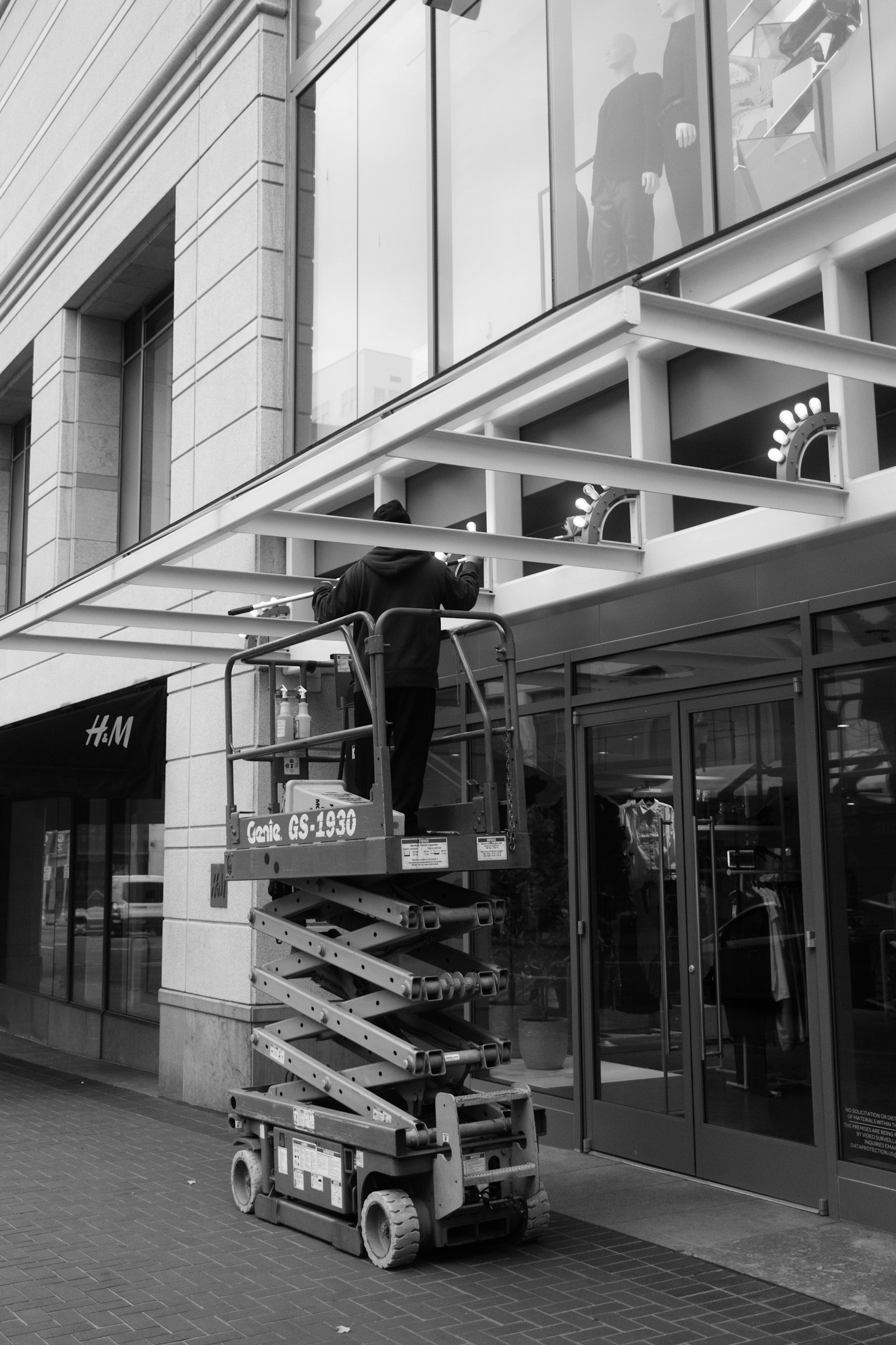 Scissor Lifts (Electric)