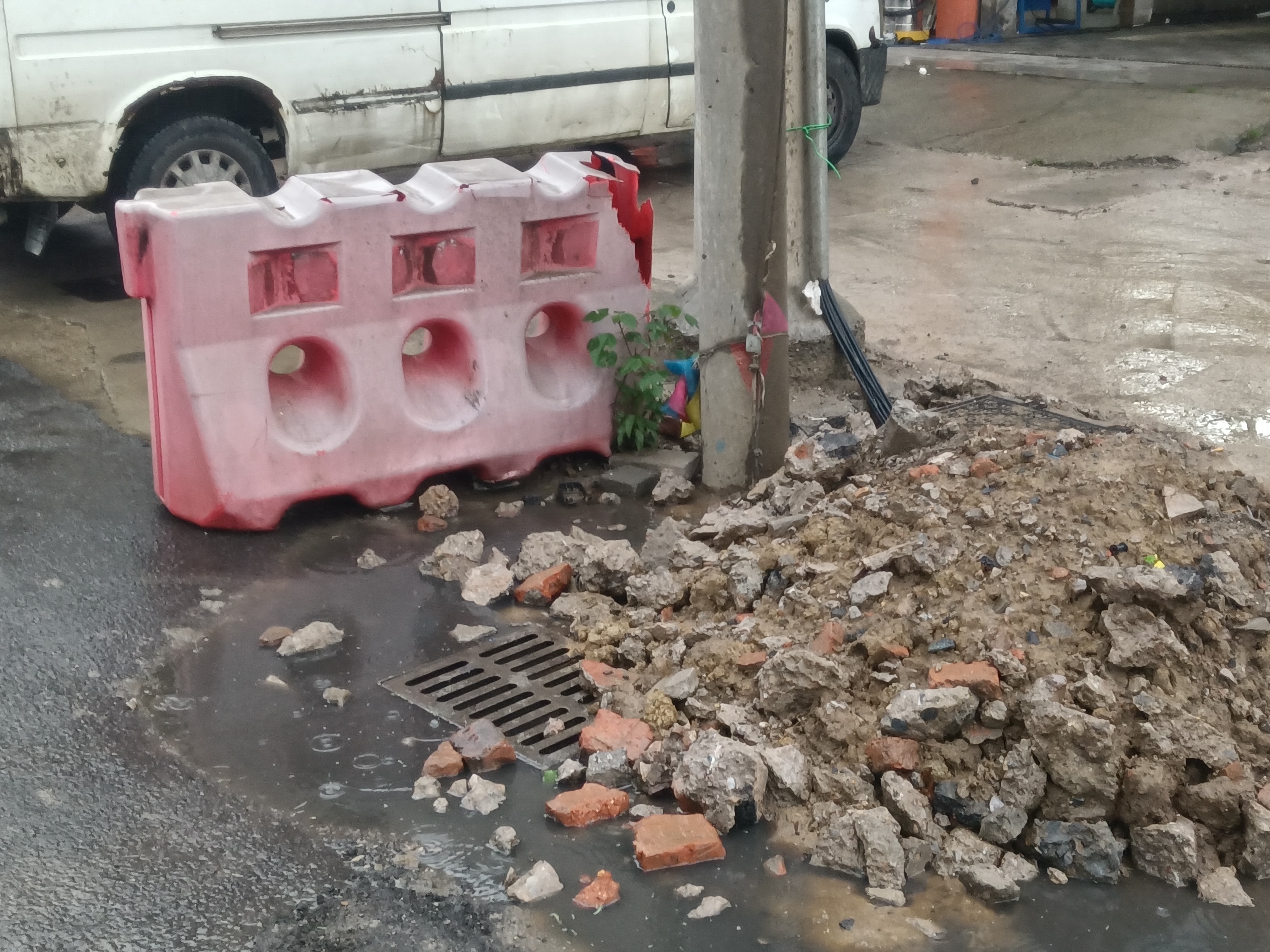Water-Filled Barriers